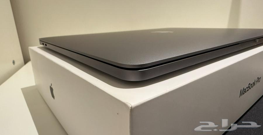 ماك بوك برو 13 أنش 201764682393677697113