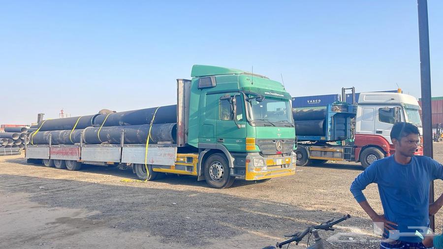 Trailers ready for loading in Jeddah, flatbed, side curtain, refrigerated64168919821569110