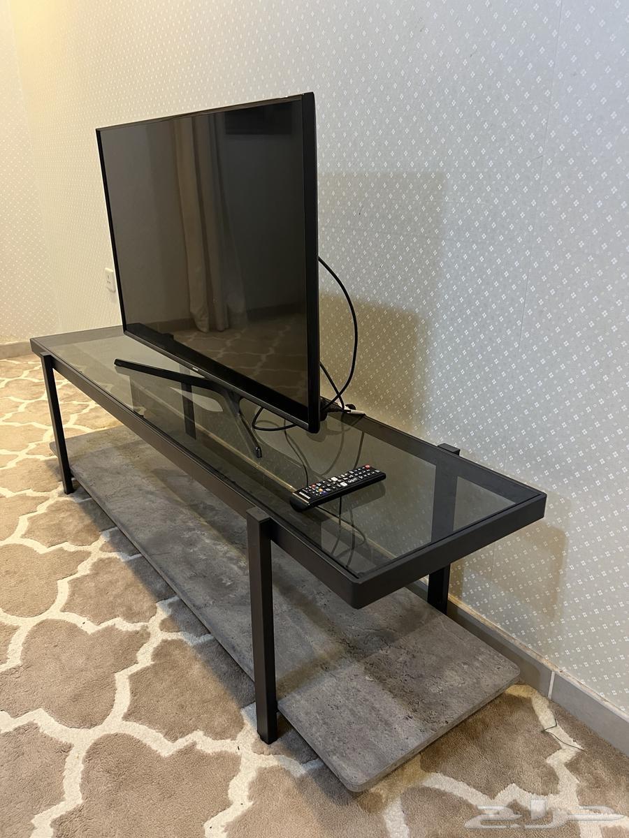 New TV table, never used64572438069761110