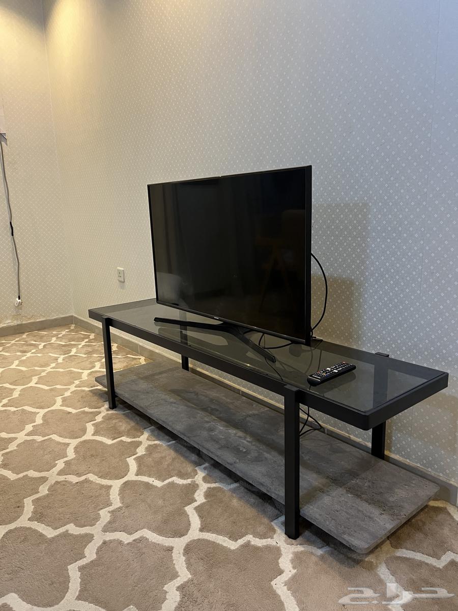 New TV table, never used64572438069761112