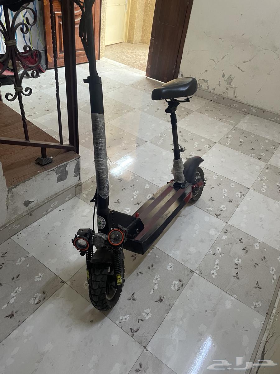سكوتر الوحش للبيع علي السوم64682088620162110