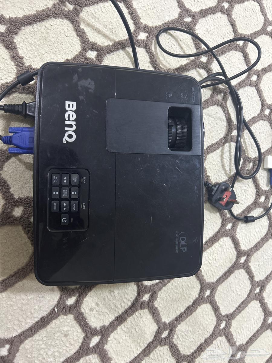 جهاز بروجكتر اخو الجديد مع وصله ايفون64570818777345110