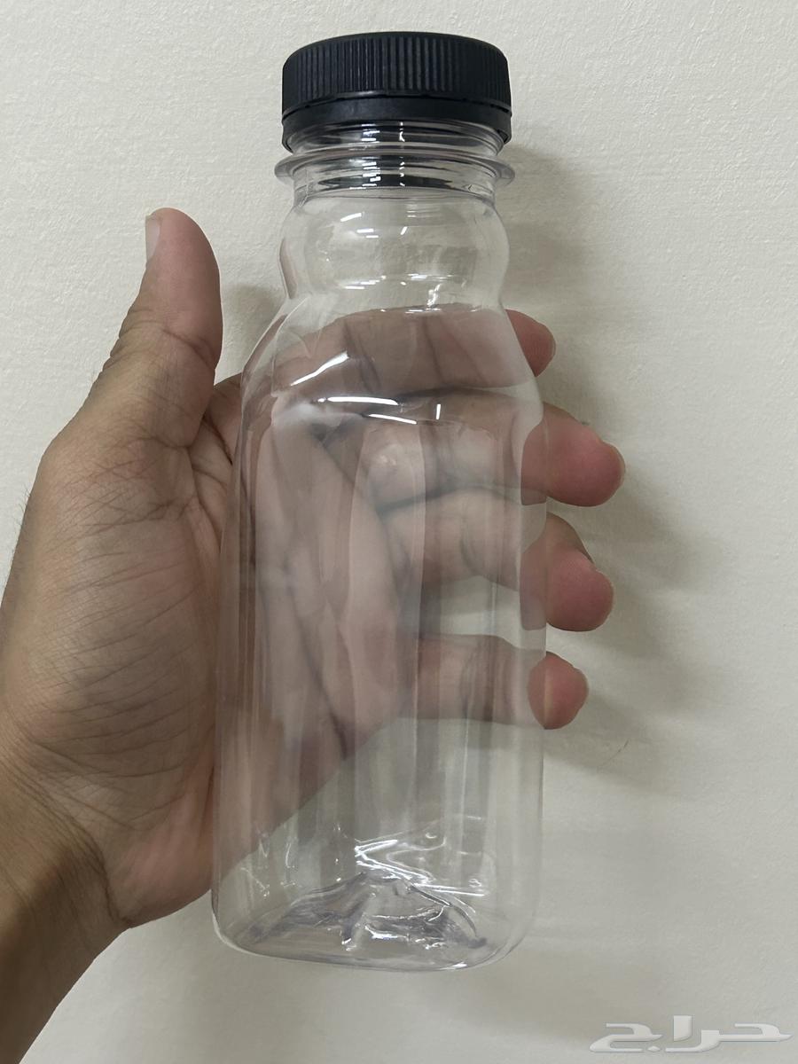 كمية كبيرة قوارير بلاستيك مع اغطيتها حجمين مختلفة64681818166275110