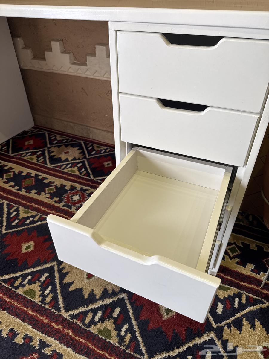 طاوله للبيع64681112558979113