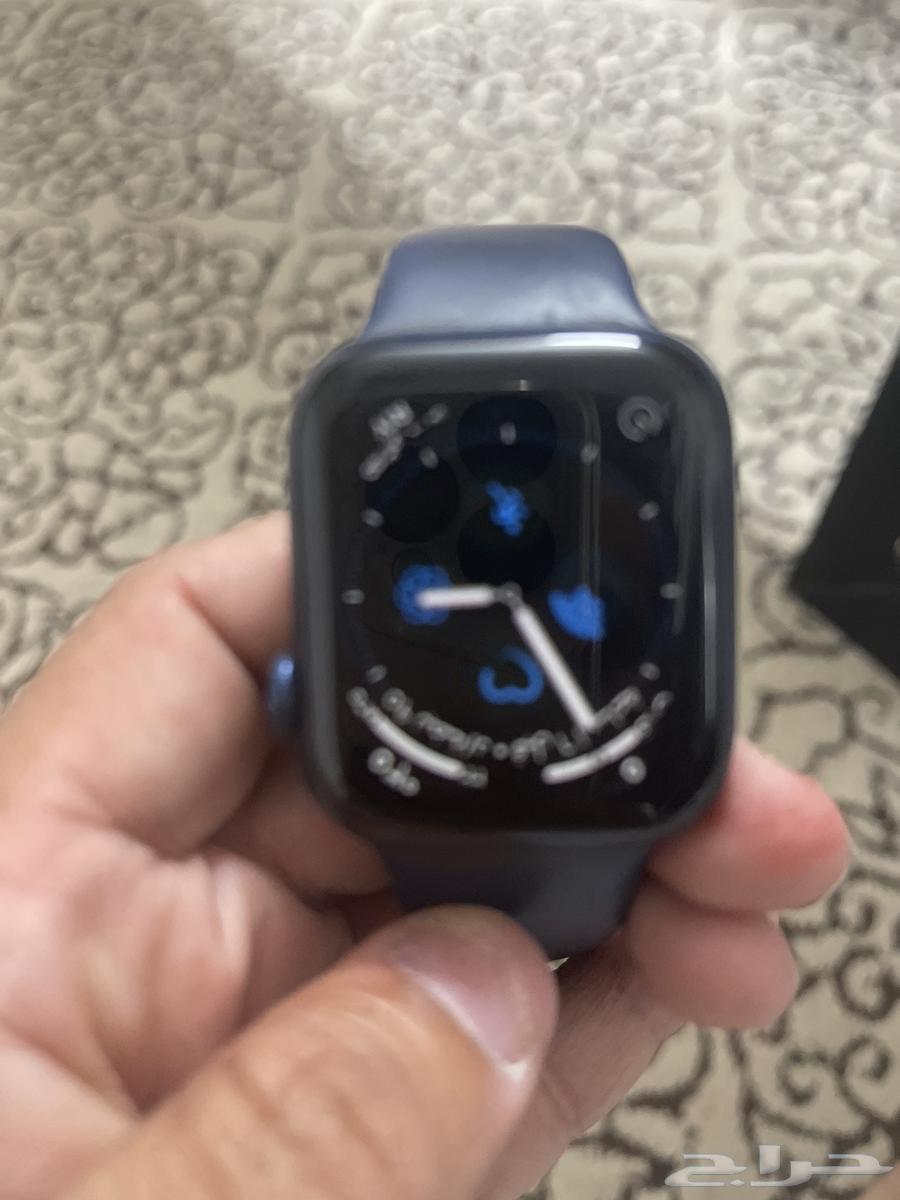 ساعة ابل مع الكرتون اصدار 664681933456642110