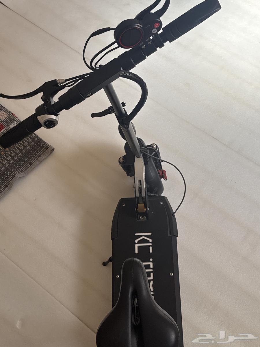 سكوتر كهربائي جديد للبيع حد 850 سبب البيع لايناسب اطفالي64681287834243114