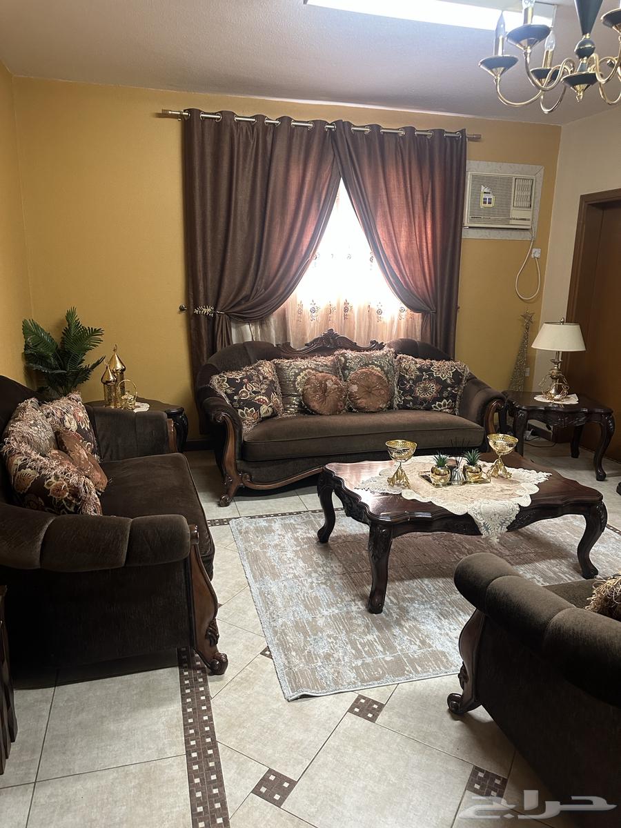 طقم كنب للبيع مع الطاولات64681991415425111