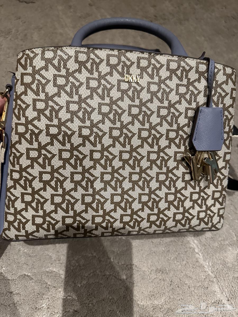 شنطة ماركة دكني اصليه64677767263363110