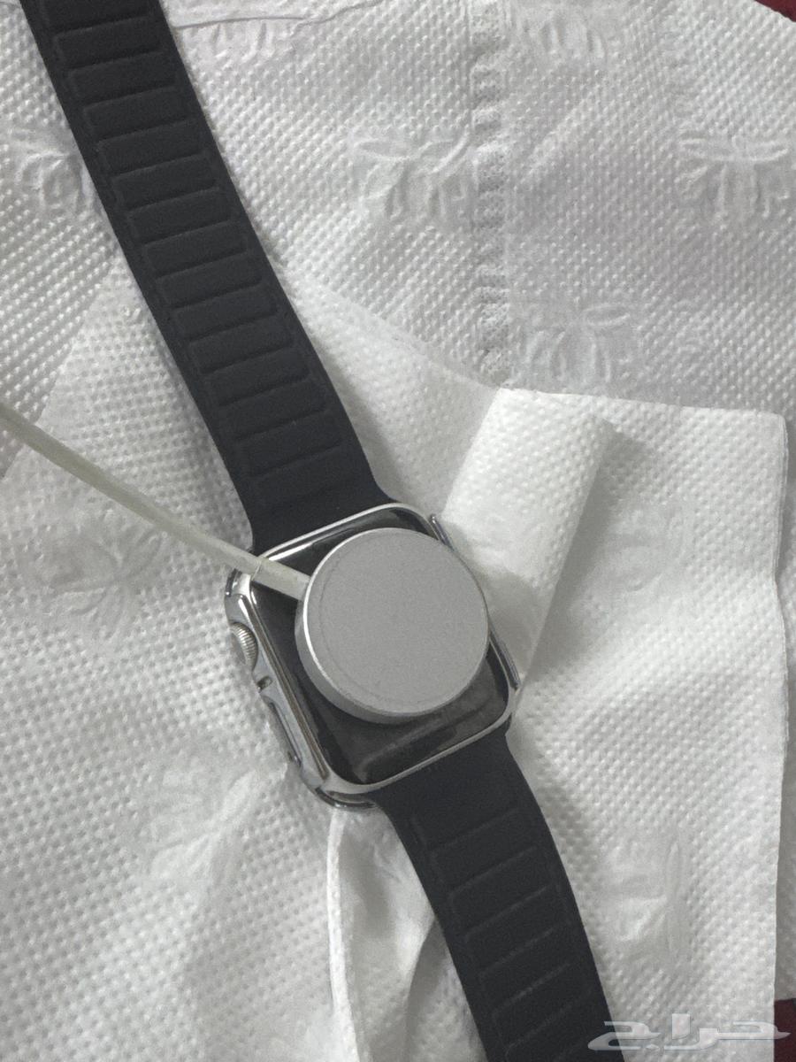 Apple Watch Series 6 with Charger and Protective Case64676567246082112