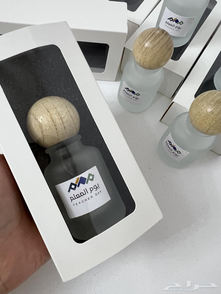 Teacher's Day Distributions64566285792898110