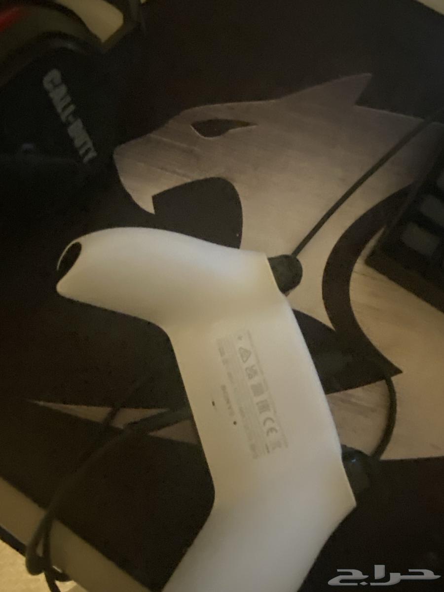 سوني فايف مستخدم سنه و مفيها اي ضرار64684531914883111