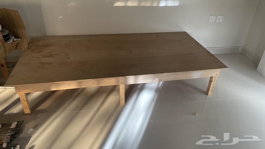 قاعدة سرير خشب64682126386177110