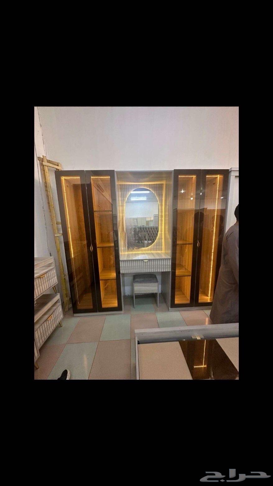 غرفة نوم   كنب ثلاث قطع  4 مكيفات شباك 18 وحده64677363296130110