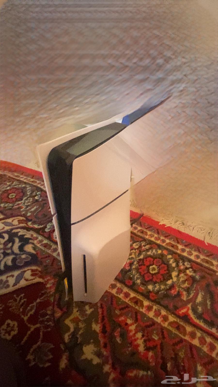 للبيع  بلايستيشن 5 سليم 1 تيرا   كالجديد تمام ا64689653048707110