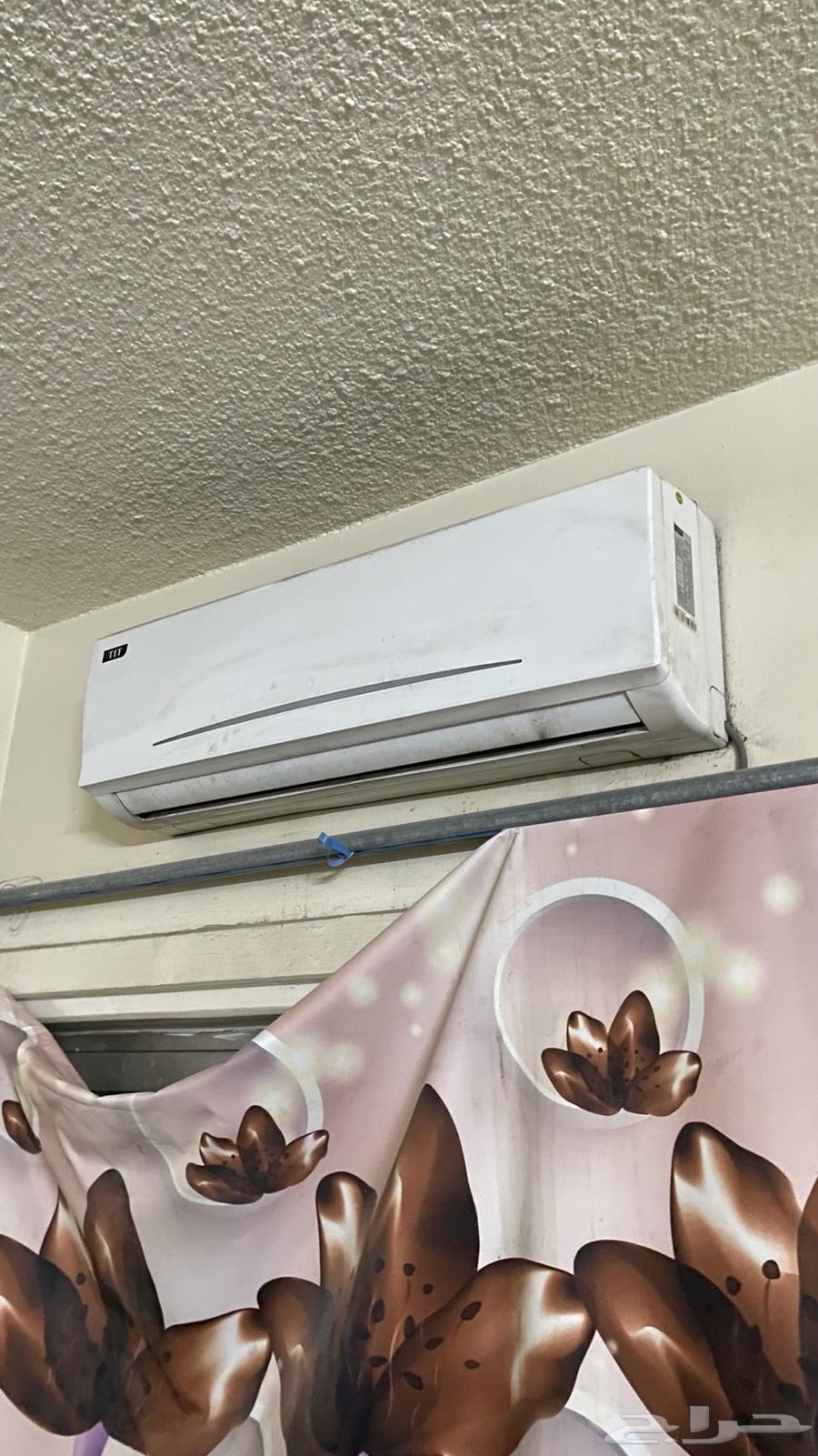 TIT brand air conditioner, second one from DAEVOO brand64171378539395111