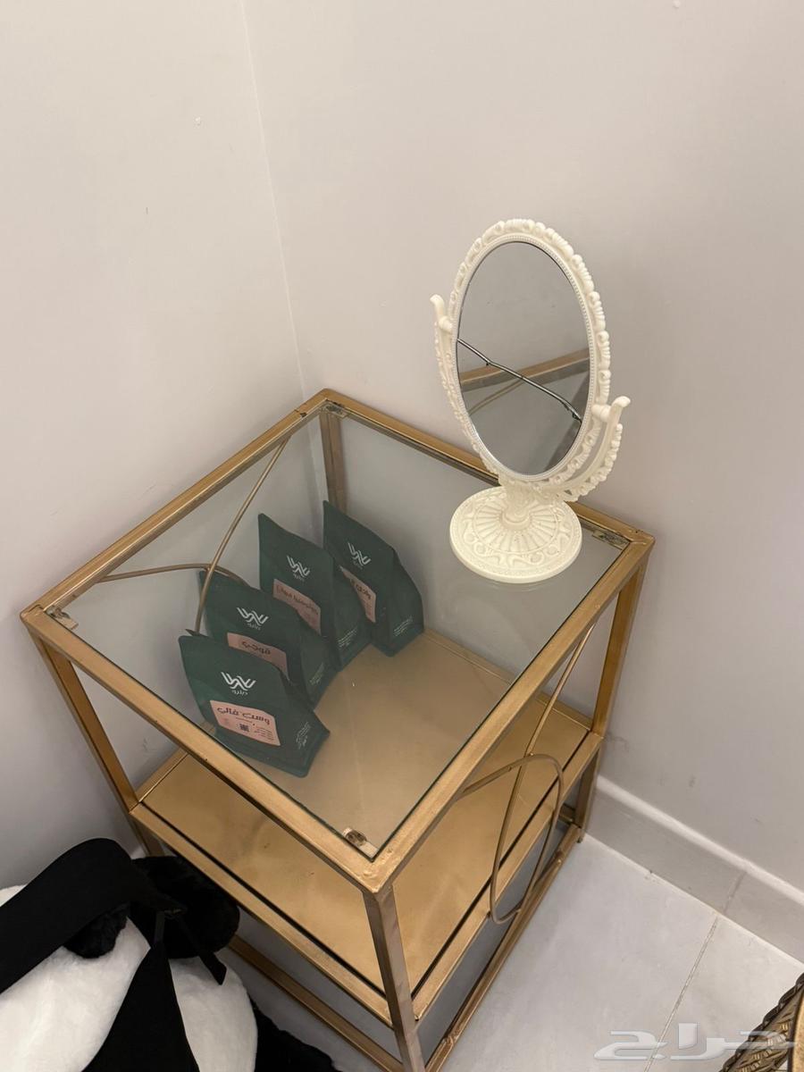 طاوله رخام وحديد64537338114434112