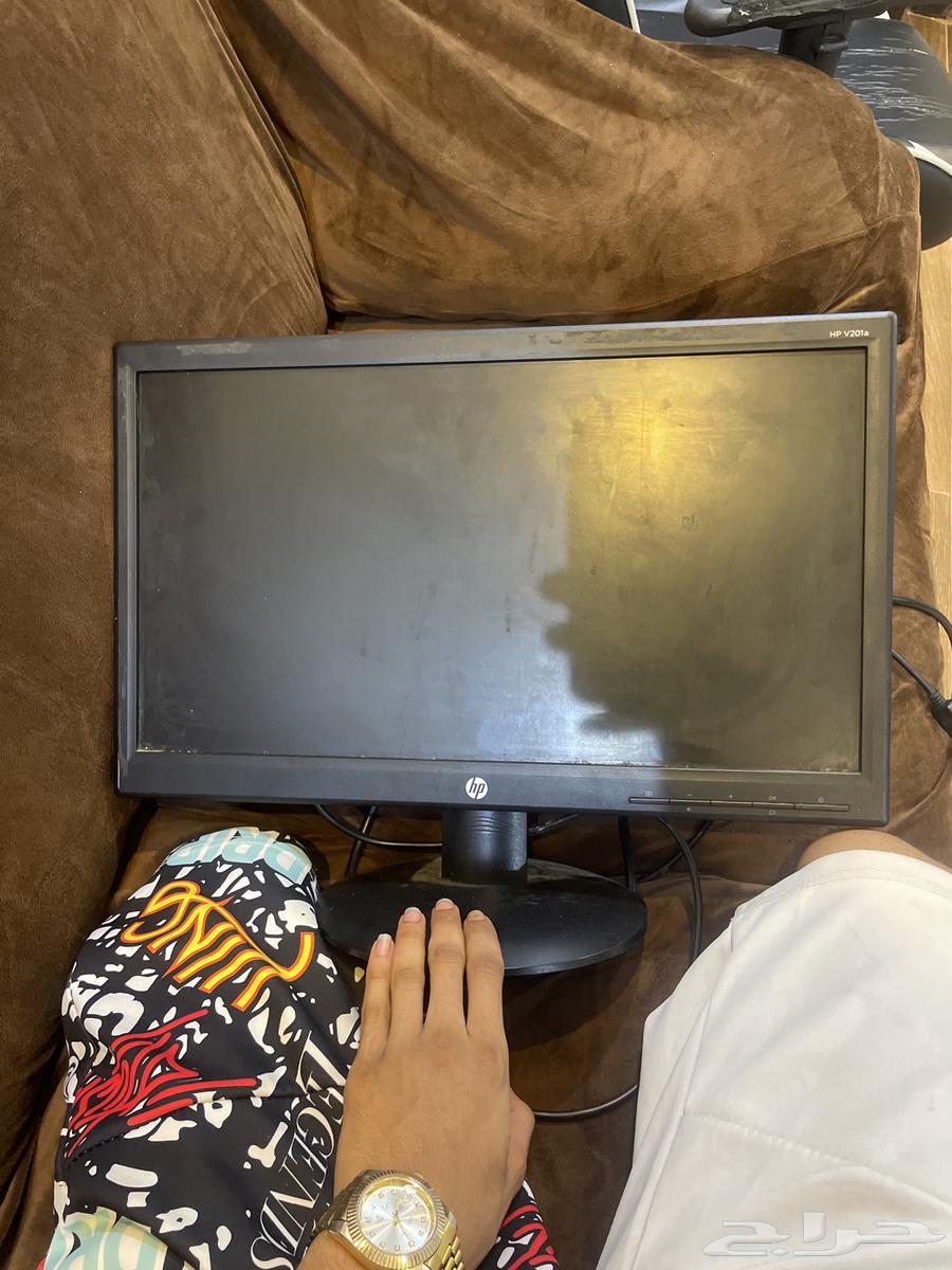 20-inch HP Computer Monitor for 100 SAR64695549789697110
