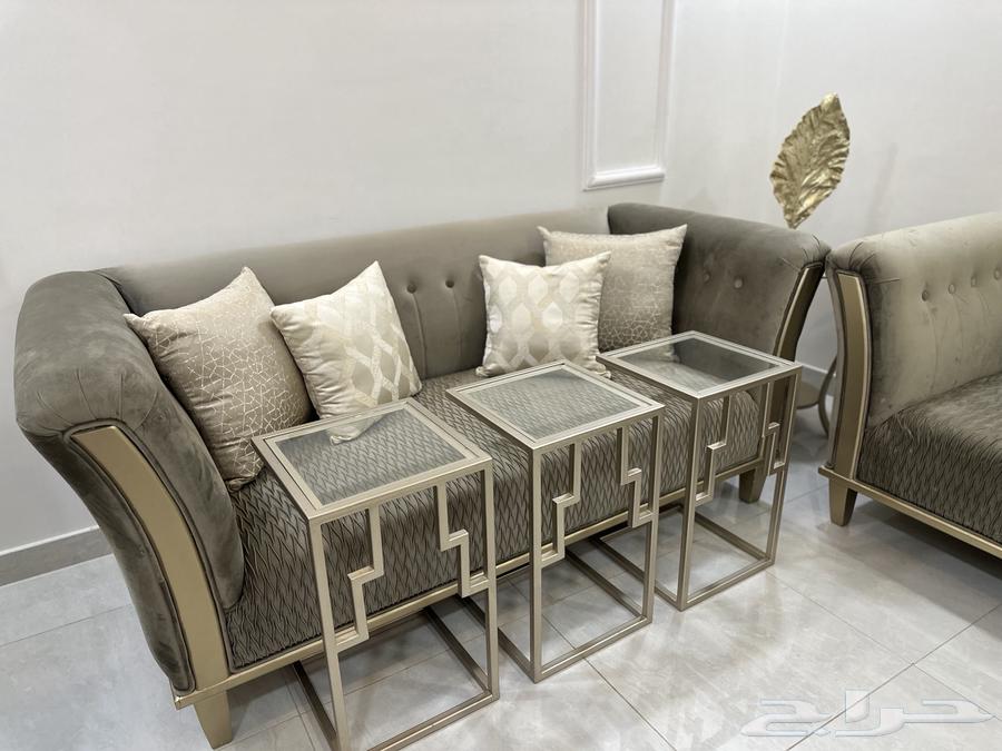 Complete Living Room Sofa Set with Coffee Table and Serving Tables64688652123010110