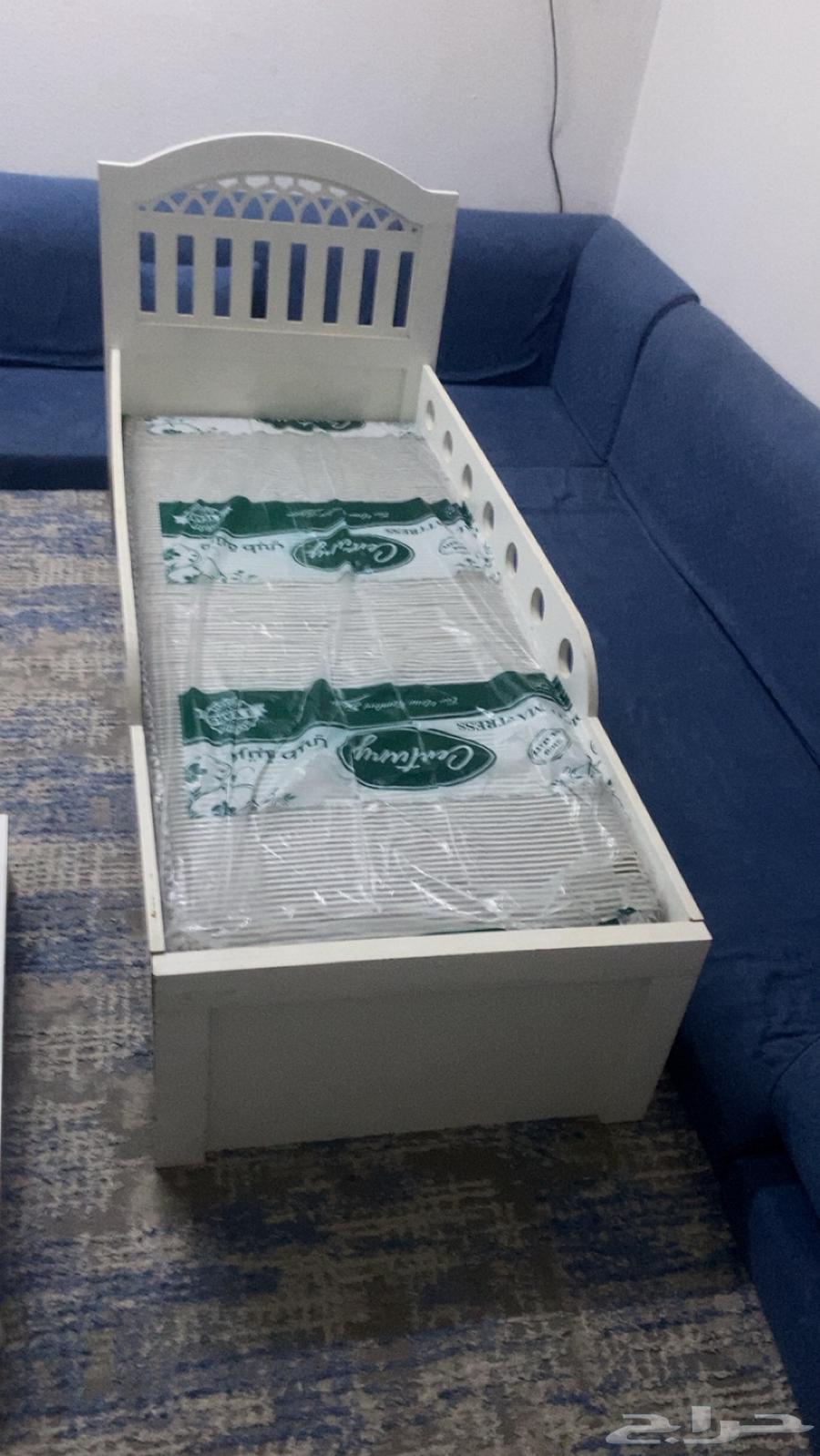 Children's Bed for Two, Mattress Included, Nearly New64693784602369110