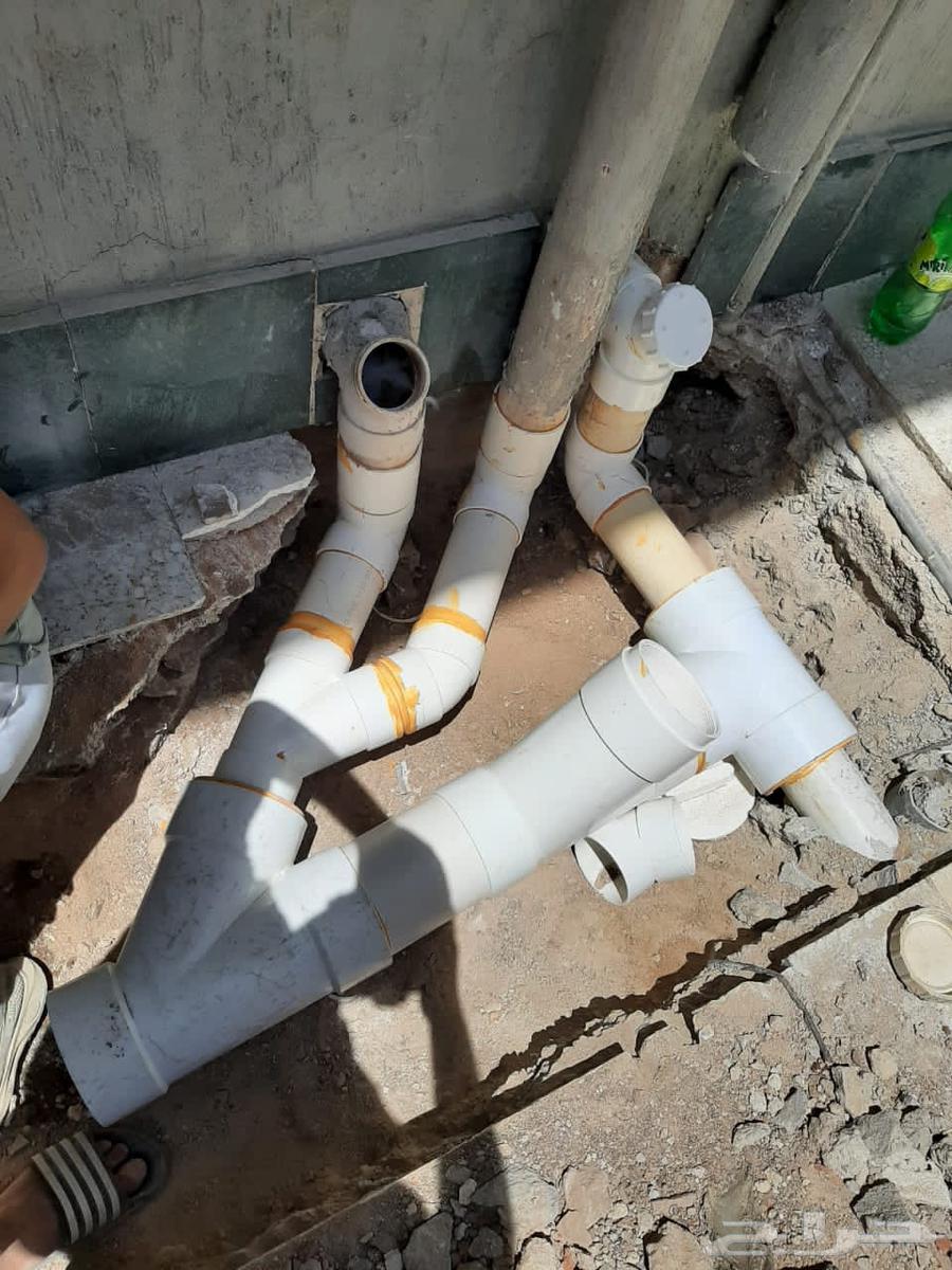 سباك بالمدنيه المنوره يعمل علي فك السدد وتسليك البلاعات64170692210947110