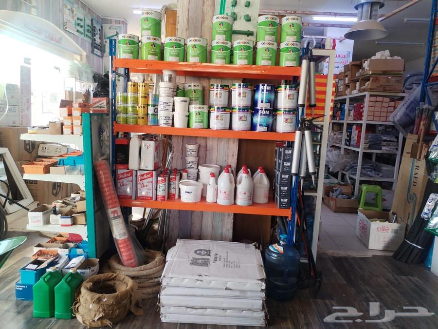 محل مواد بناء للبيع محافظه حقل64151435253379113