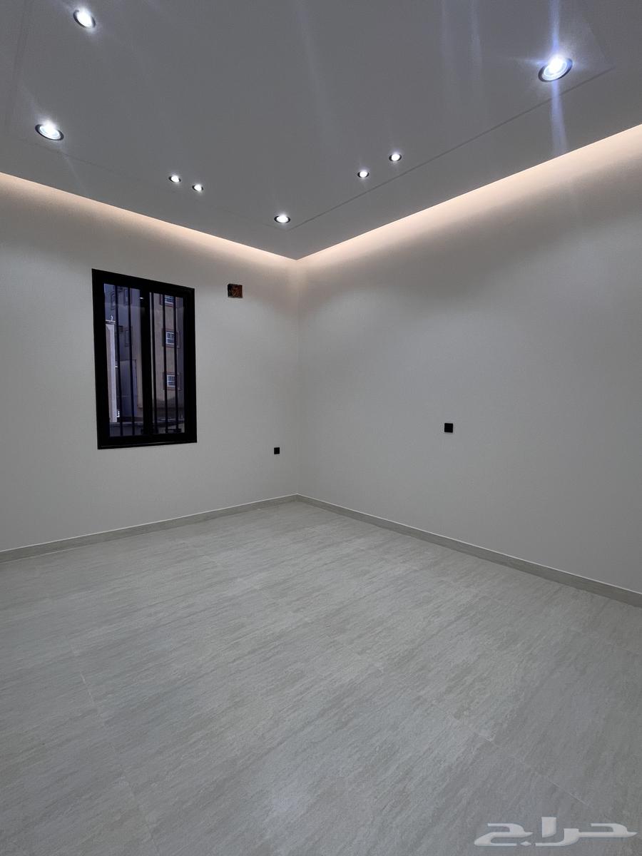 روف للبيع دور وملحق في احد رفيده بسعر صيده 630 الف64151434928641114