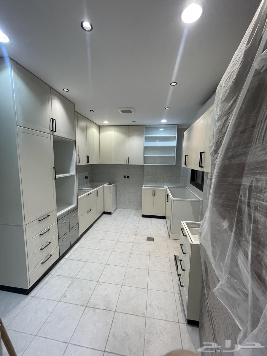 معلم المونيوم64171857852418112