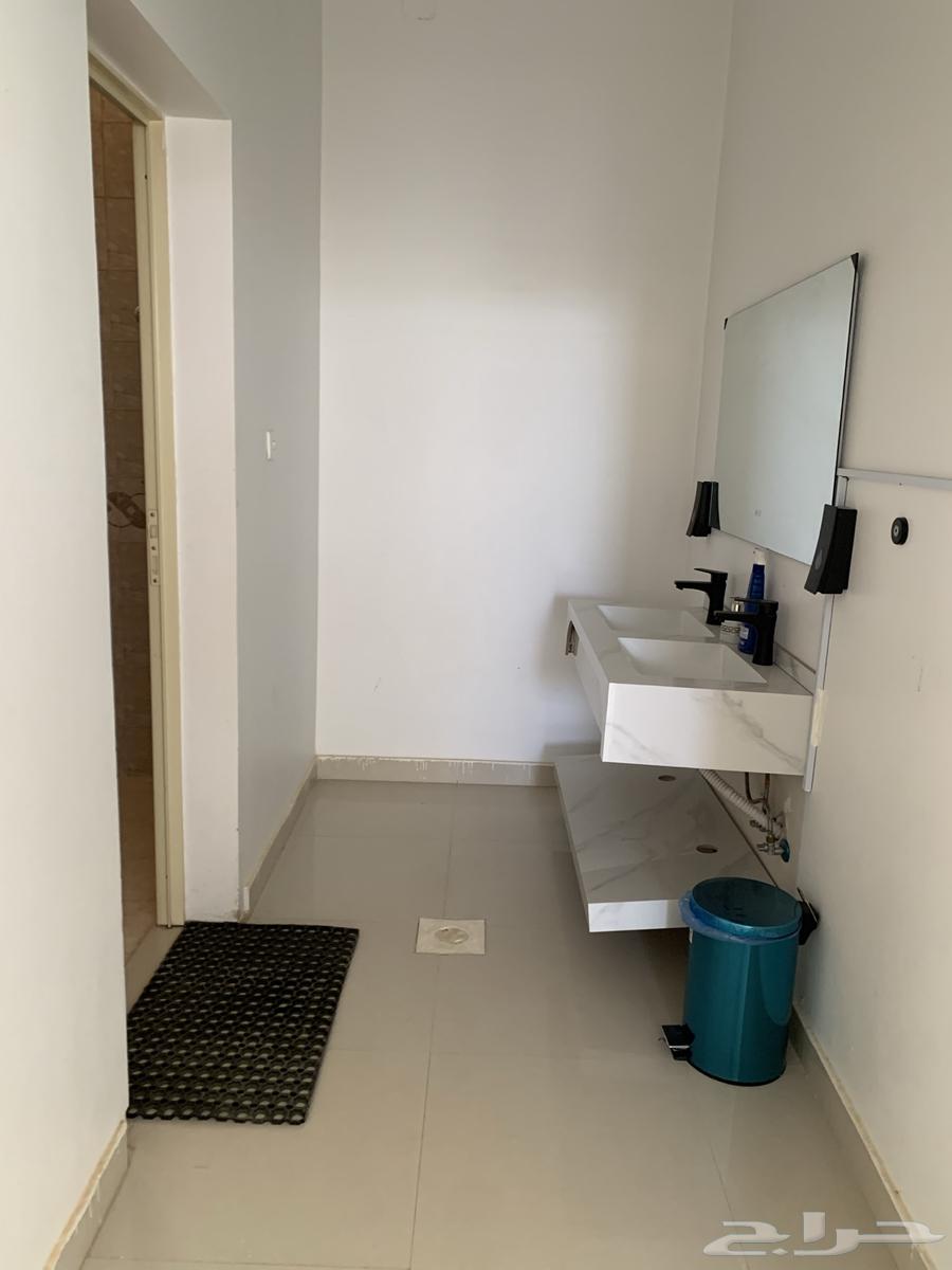 Rest area for sale and for annual, monthly, and daily rent at the best prices in Rumah64151685706882114