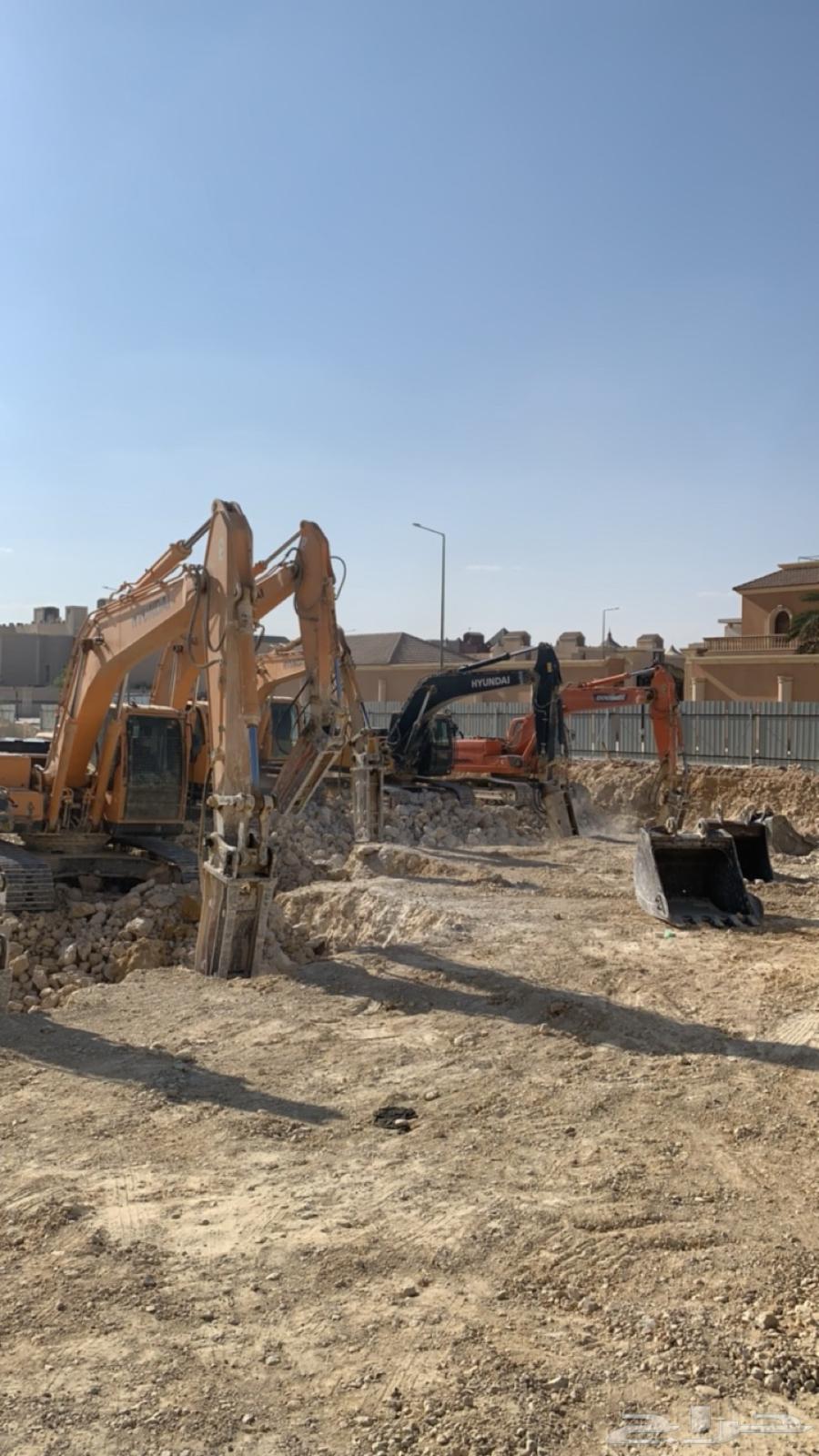 بوكلين مقاول حفر حفار64173541118721111
