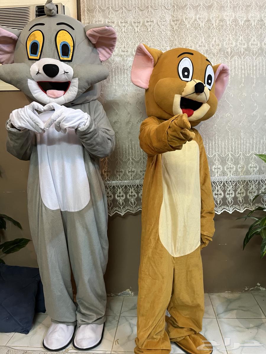 Clean used Tom and Jerry costume for urgent sale, contact the number64503871000194111
