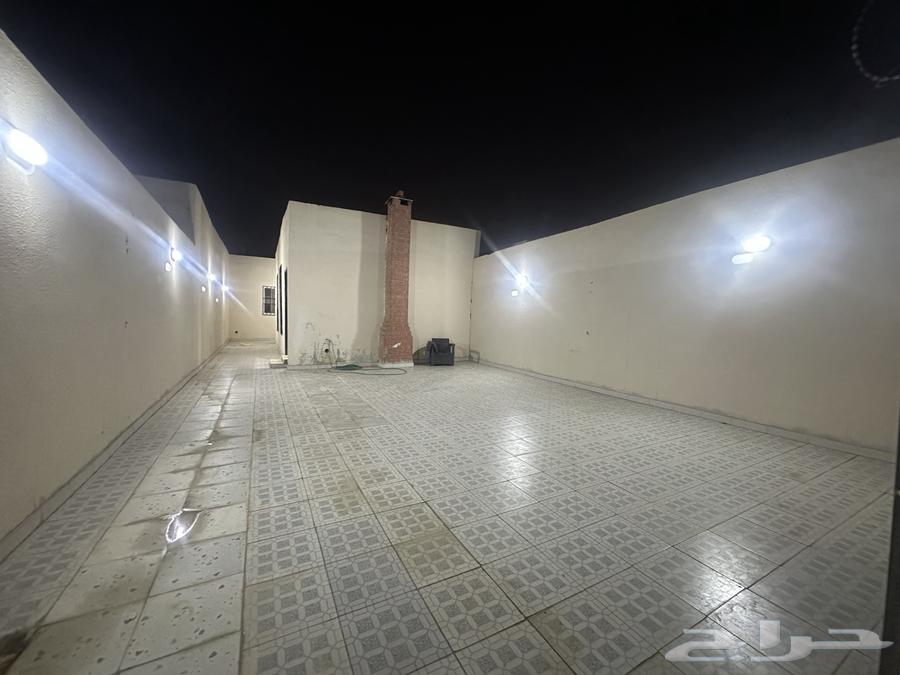 استراحه للايجار ف حي الرمال64147068612482110