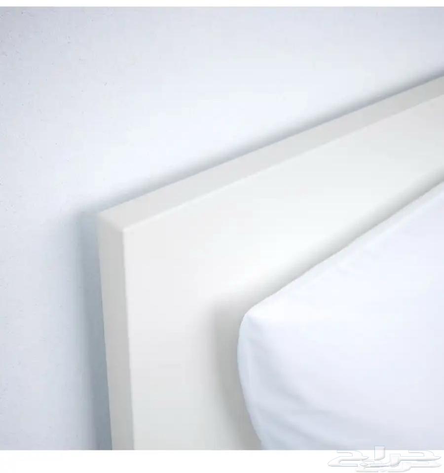 MALM bed frame IKEA - very good condition with 4 pull-out drawers64458363618562114