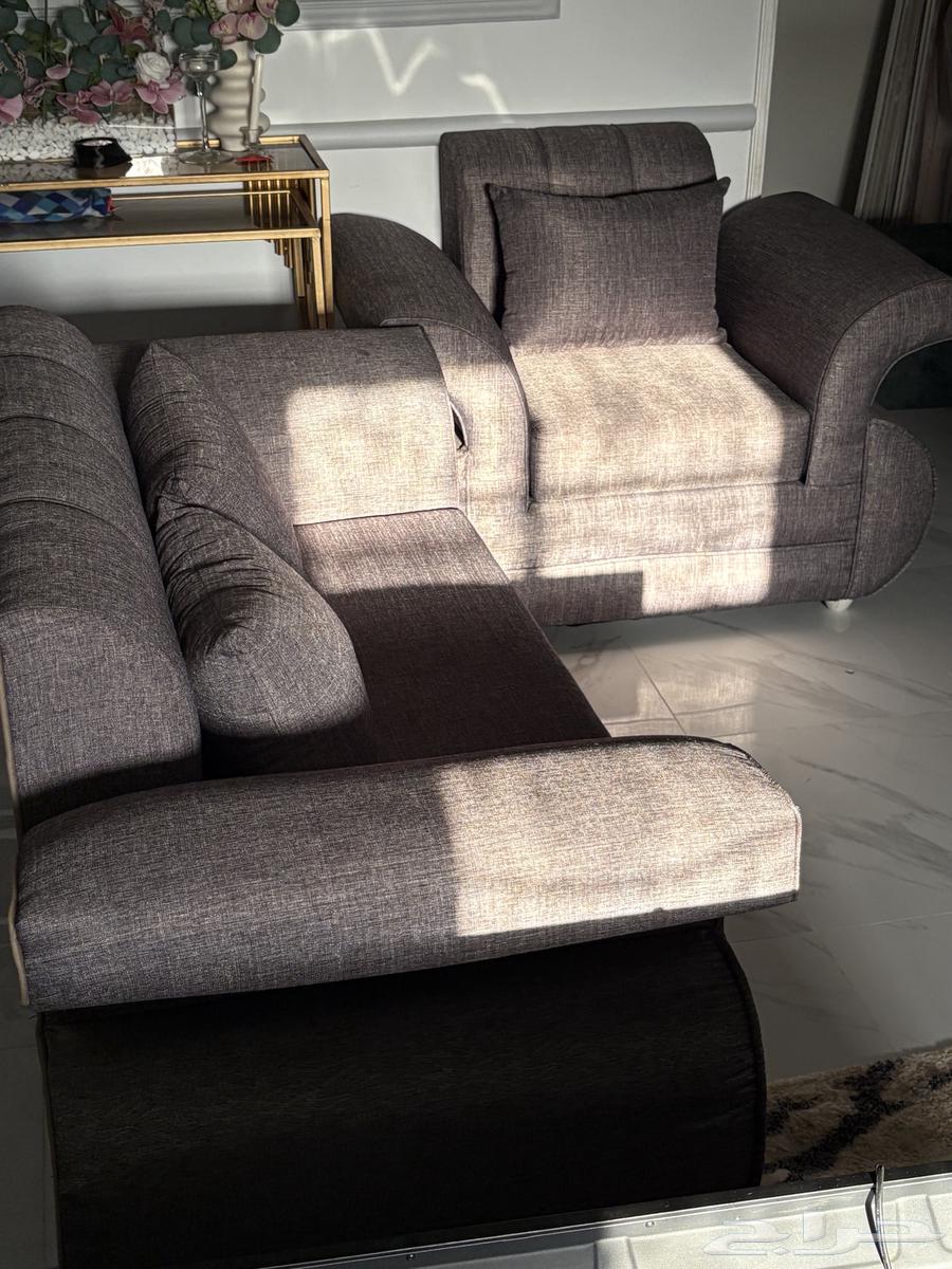 كنب اصلي للبيع يكفي 8 اشخاص64610542973058111