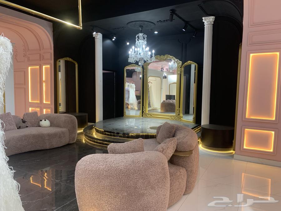 للتقبيل بوتيك فساتين جديد Vip (موقع استراتيجي)64142982943107113