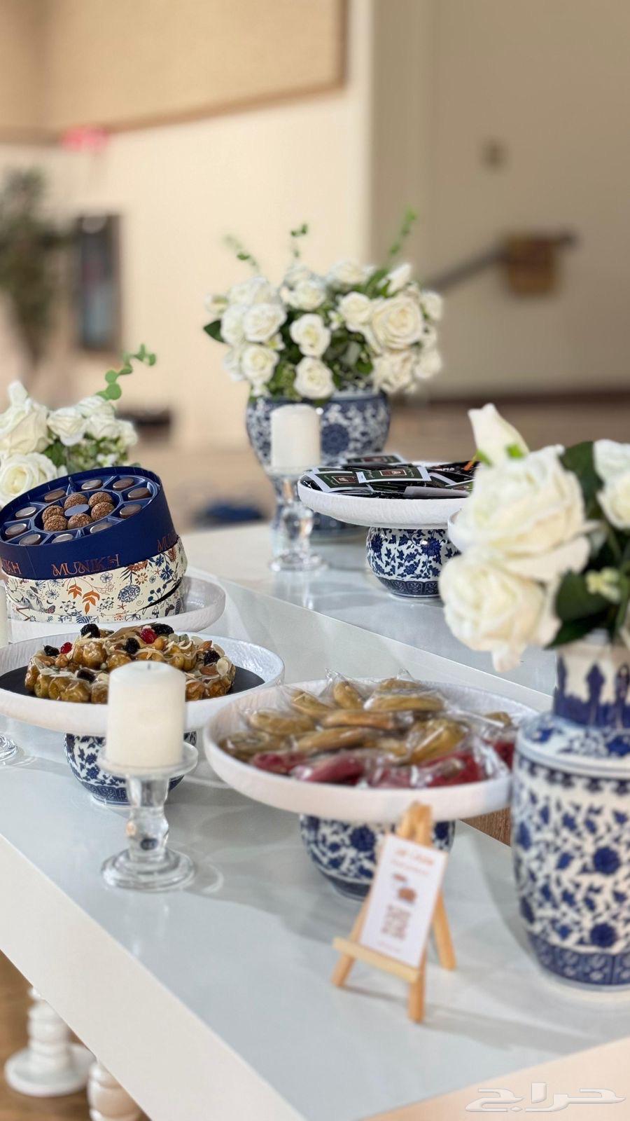 Renting reception tables in Jubail64441431627521114