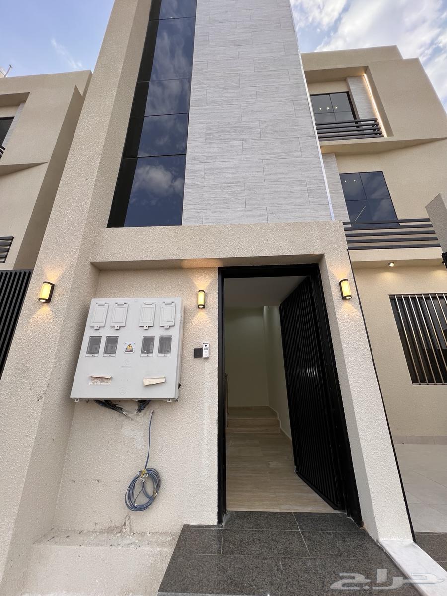 Independent high-end apartments with 6 rooms, east of Al-Rakee, Khamis Mushait, 600 thousand64152551537155113