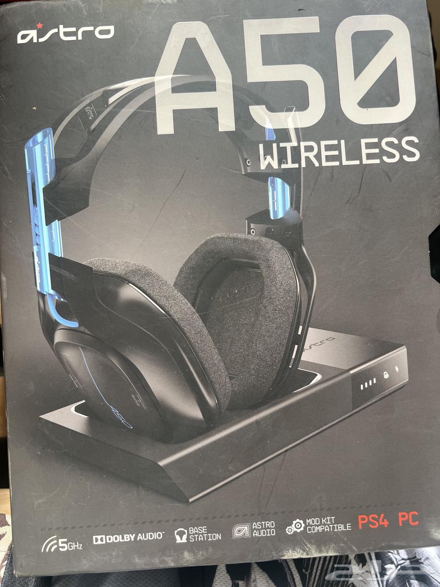 للبيع ملحقات بلايستيشن 564582740816771110