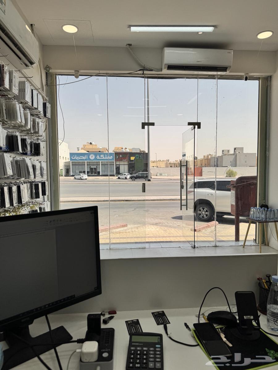 محل بالمونسيه ل التقبيل64152761890435112