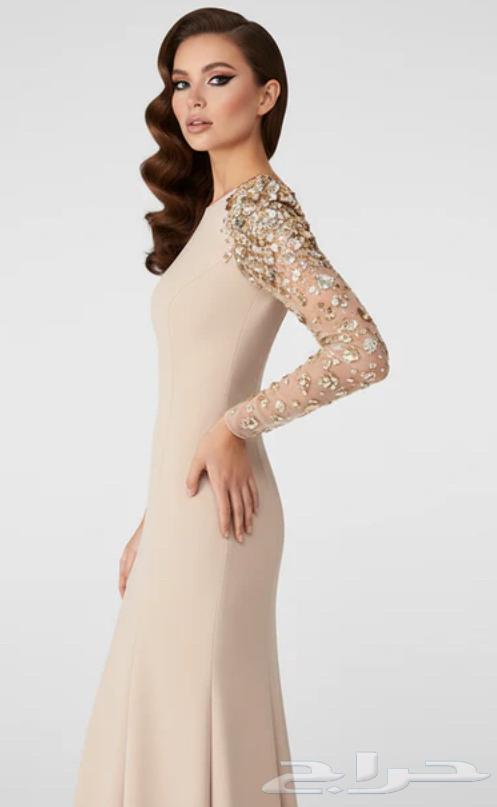فستان راقي جدا وملكي يناسب المناسبات الكبيره شغل خرز64405902387458112