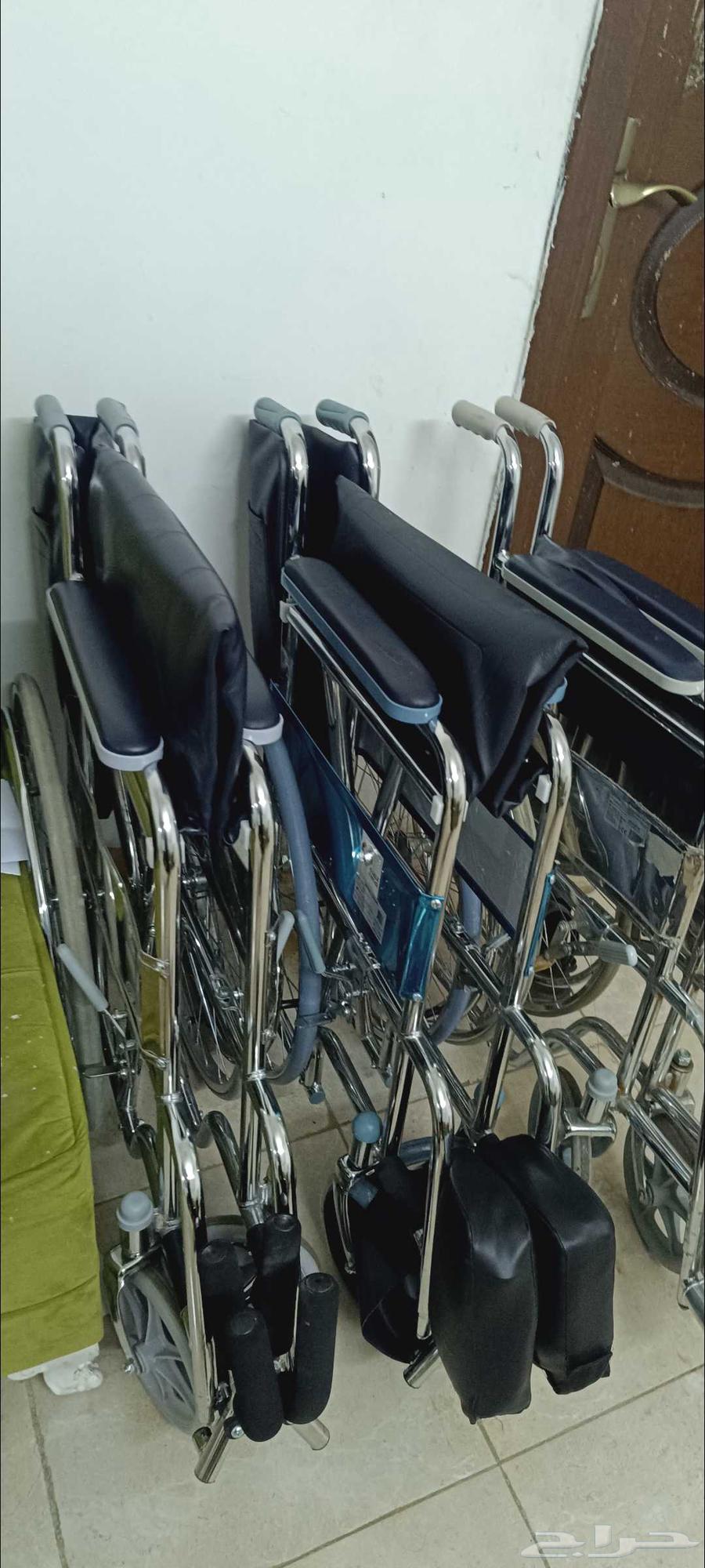 عربيات كبار السن وذوي الاحتياجات الخاصة64536390021762112