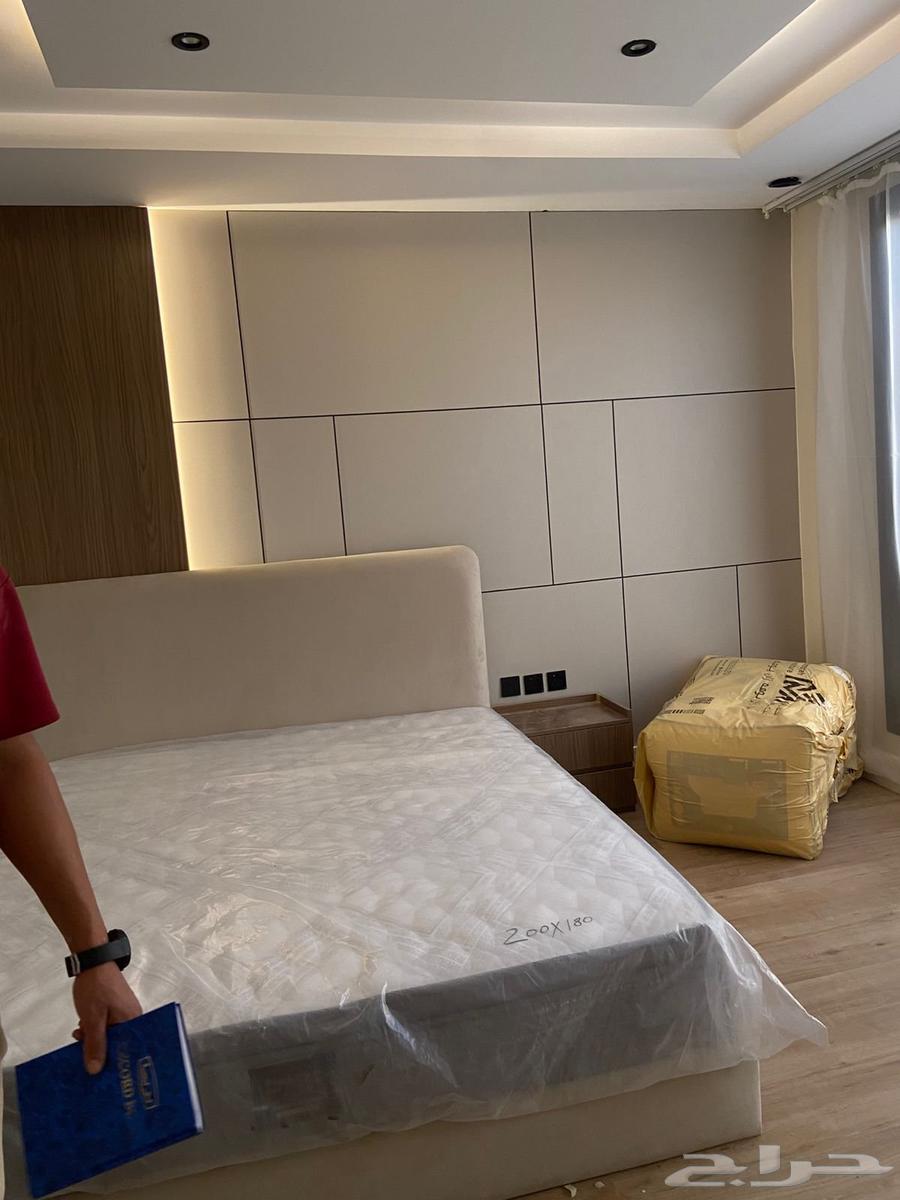 Painter and Decorator Abu Ahmad64165401516931114