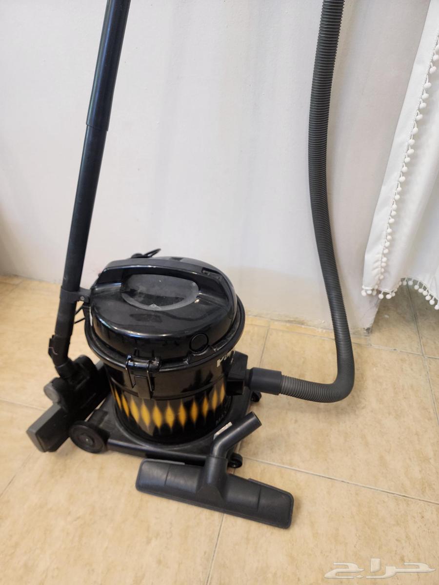 مكنسه كهربائيه مع ملحقاتها64508705493634110