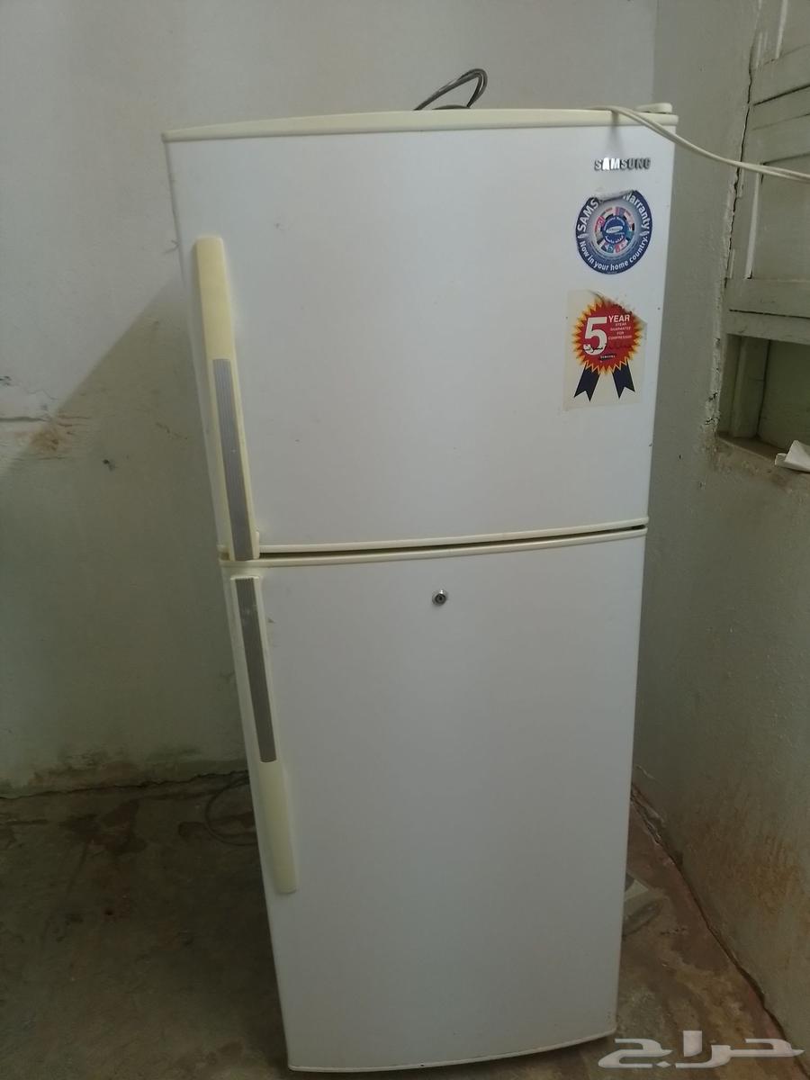 Refrigerator and Oven64653526995329113