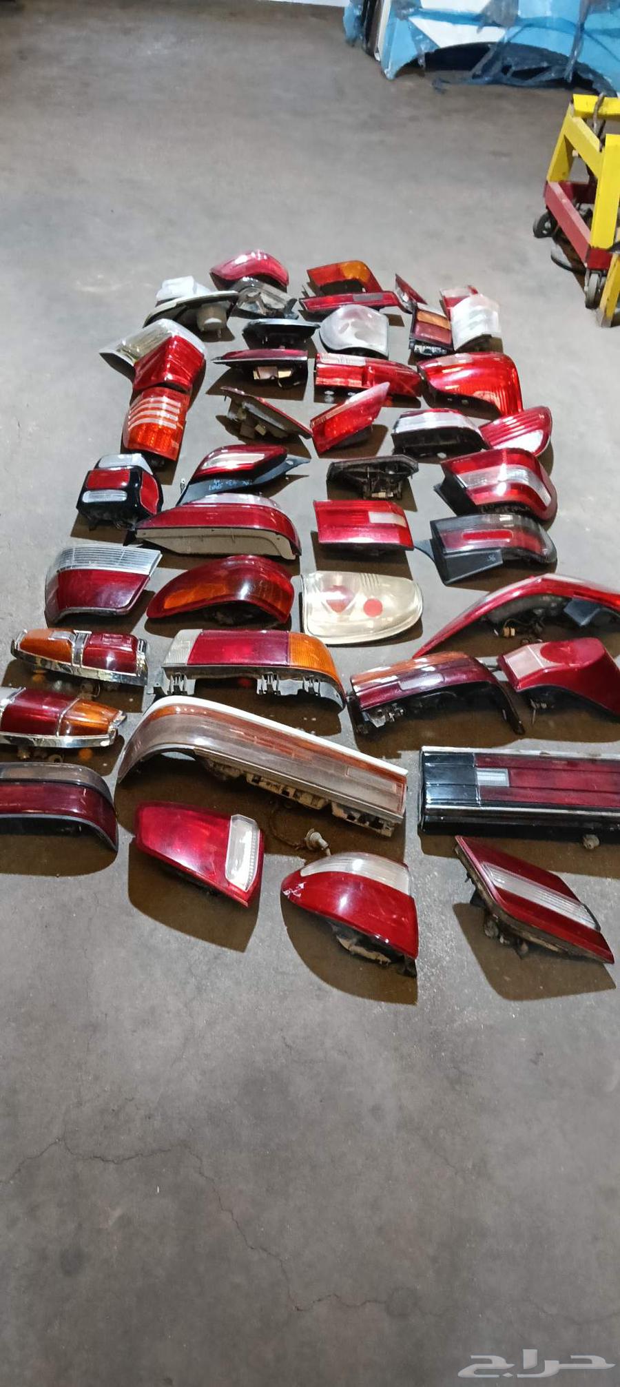 تشليح قطع غيار سيارات اسطبات خلفي جميع انواع السيارات وكال64589129144323114