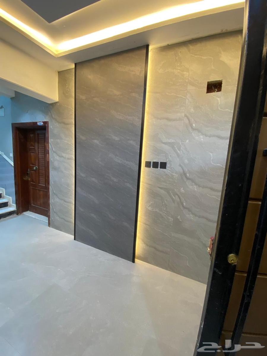 معلم تركيب بلاط64165609795841112