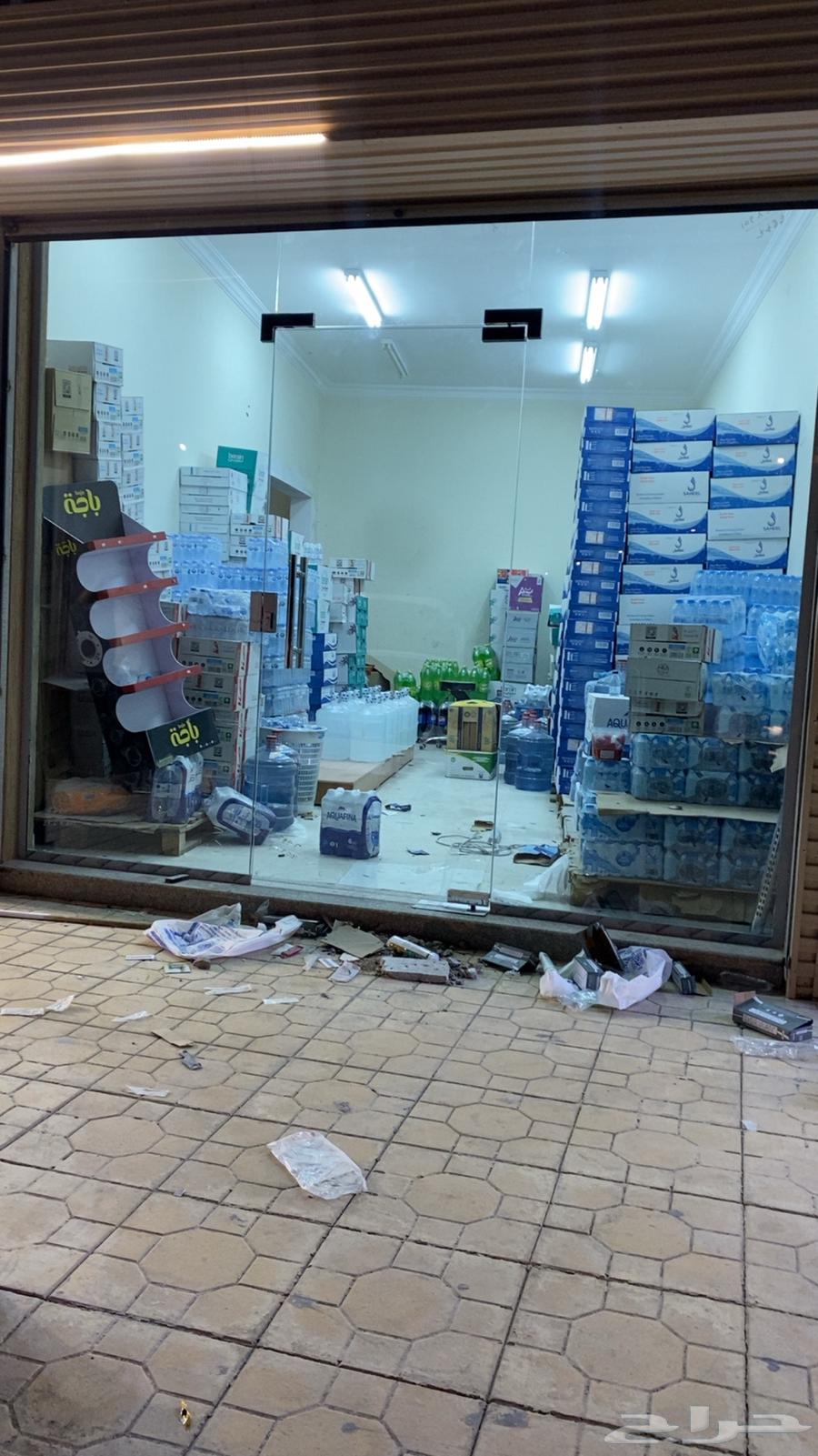 ابو خالد للزجاج السكوريت64178838944513110