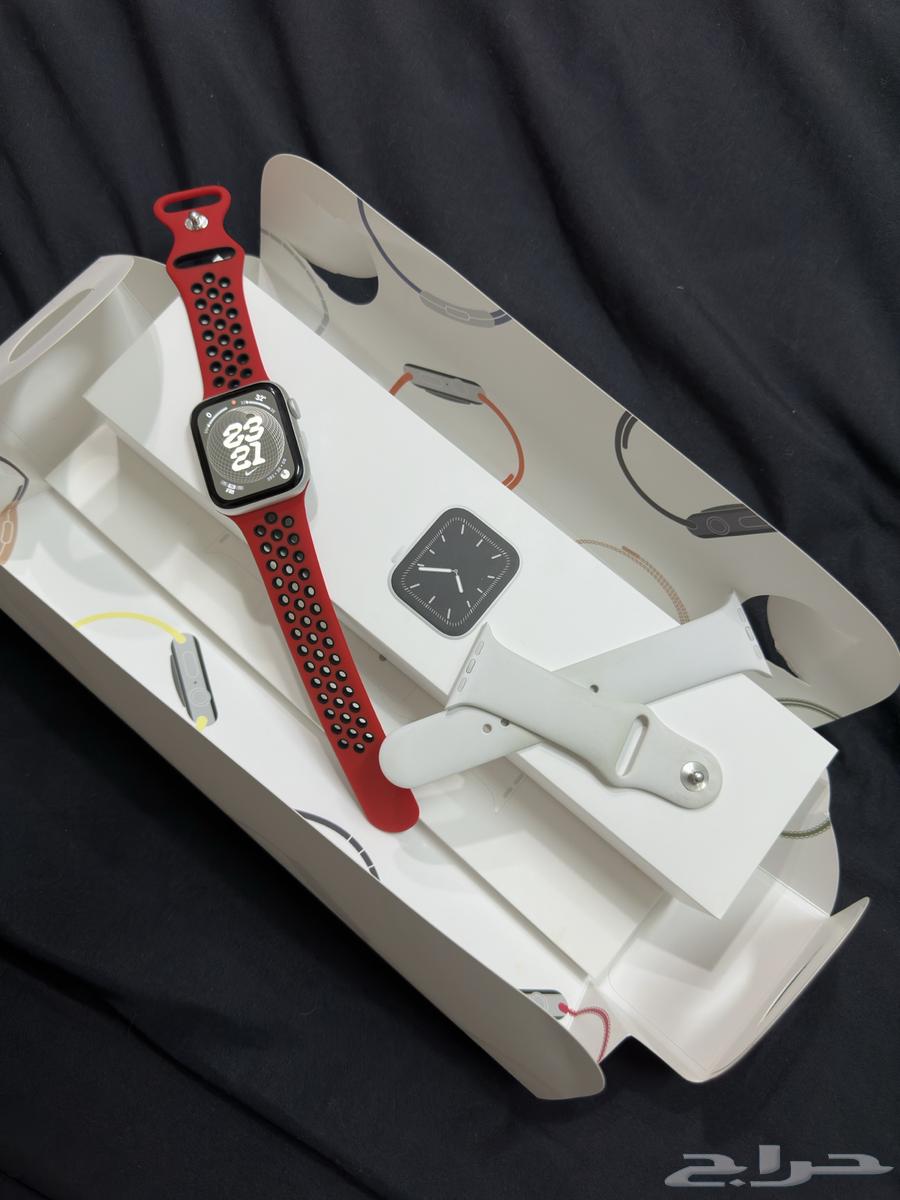 Apple Watch Series 5 – Excellent Condition64607085131906110