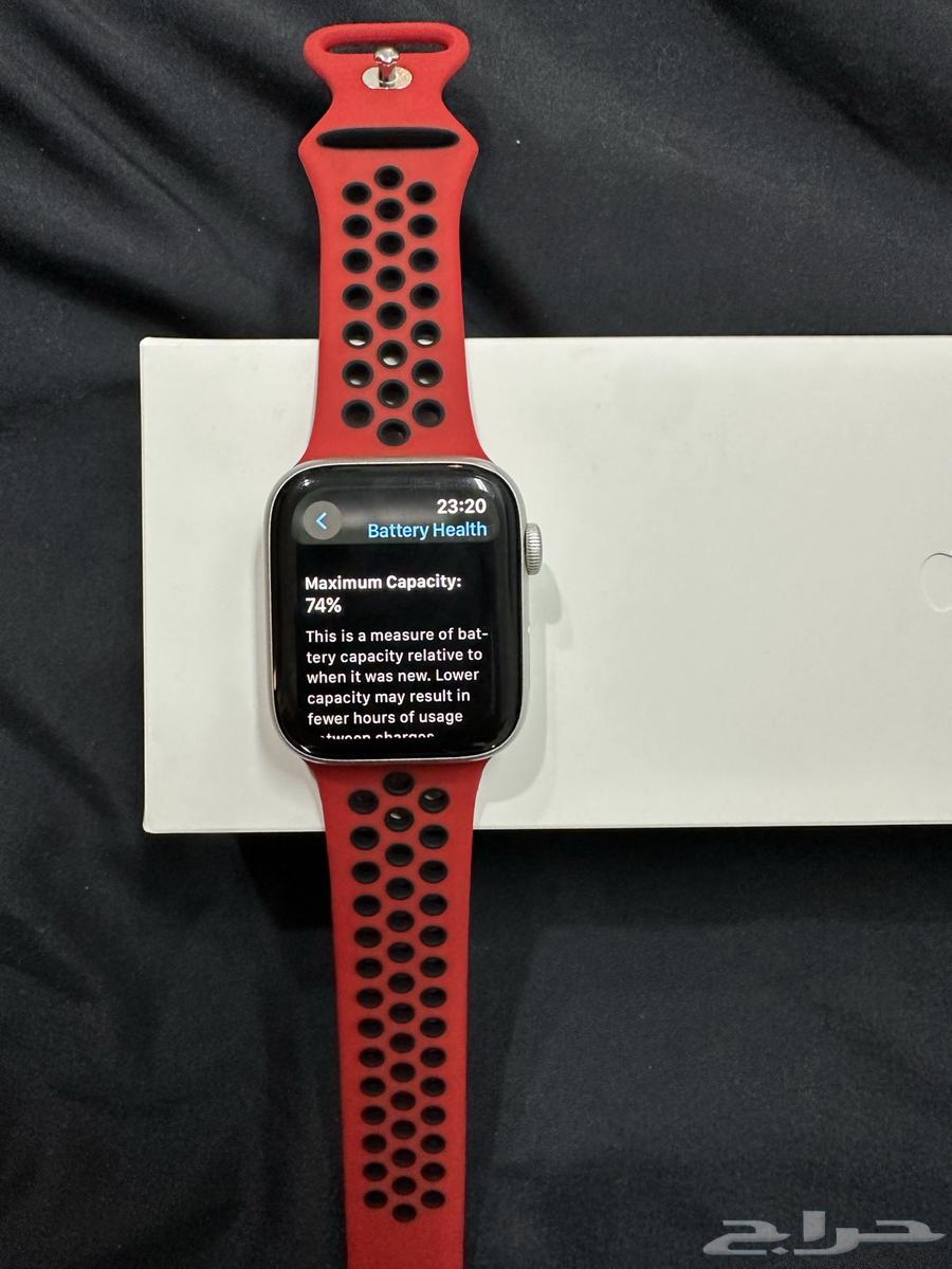 Apple Watch Series 5 – Excellent Condition64607085131906111