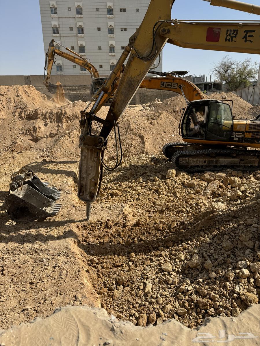 Excavation and relocation with Klin64178838139266112