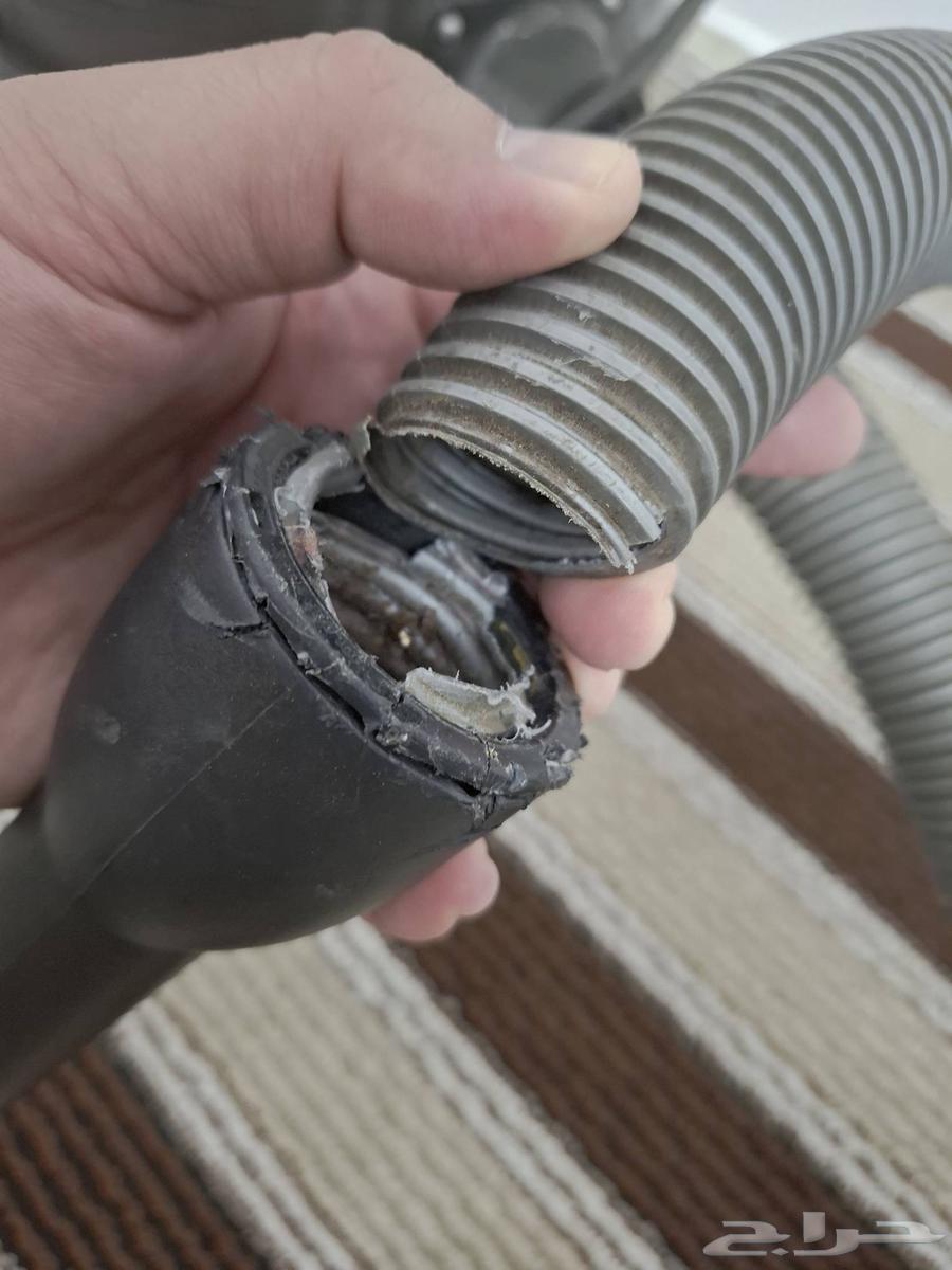 للبيع مكنسه كهربائيه سانيو ممتاز وشغال64581759742851112